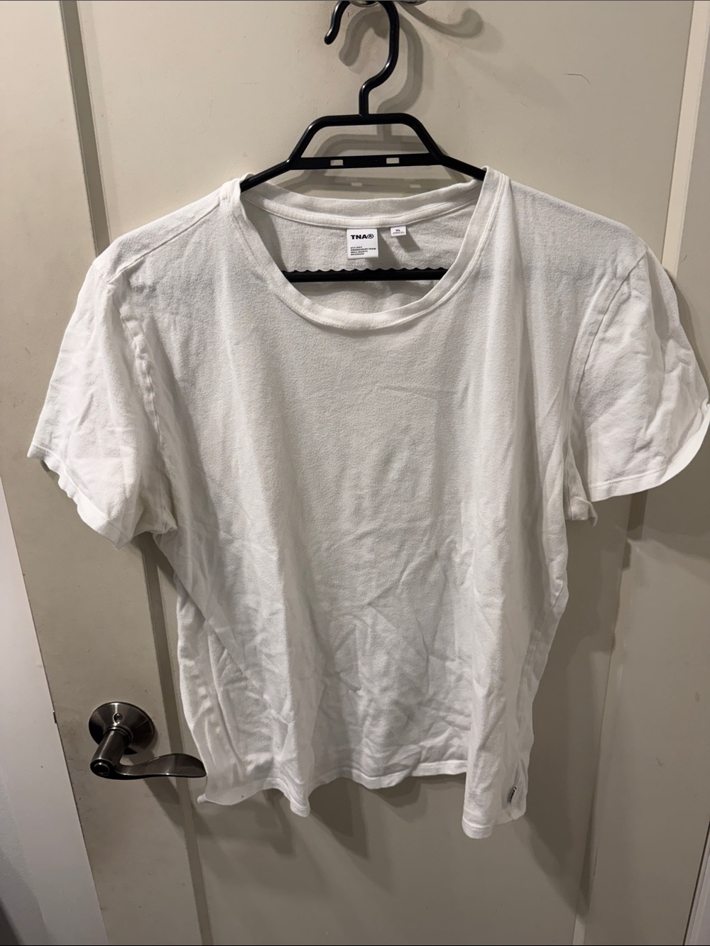 Aritzia TNA White Crew Neck Short Sleeve Tee
